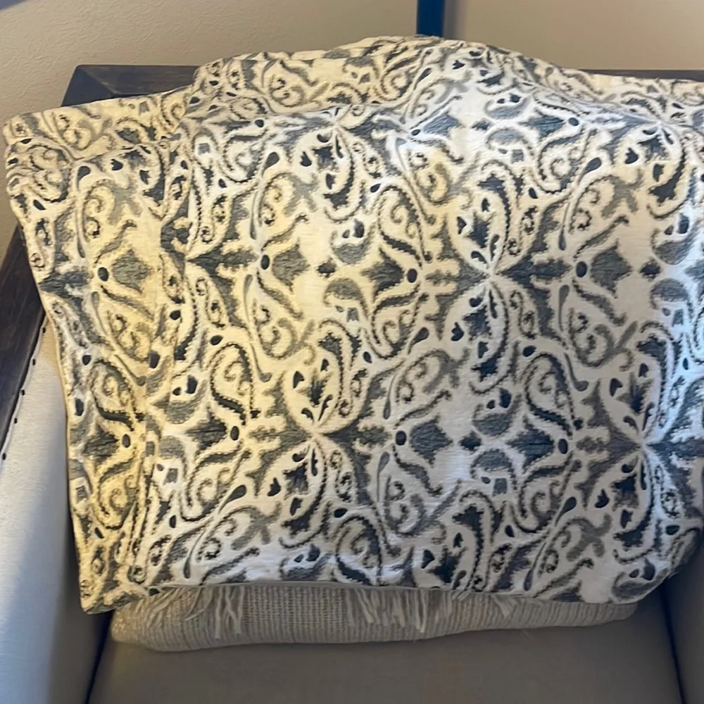 Pottery Barn Neutral Cream and Gray Decorative Accent Pillow Set